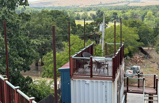 L2 Village Vista SkyStack—Rooftop Patio View Sleeps 7