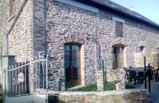 La Baconnerie farm. LA CHARETTERIE gite near the landing beaches