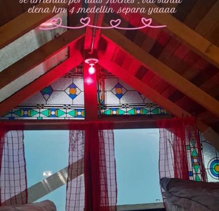 LA cabaña Rosh Pina, hospedaje