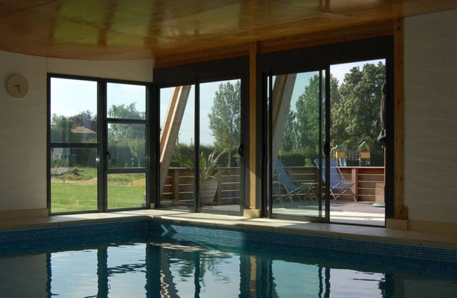 La Cachette Recently Renovated Gites with Indoor Pool