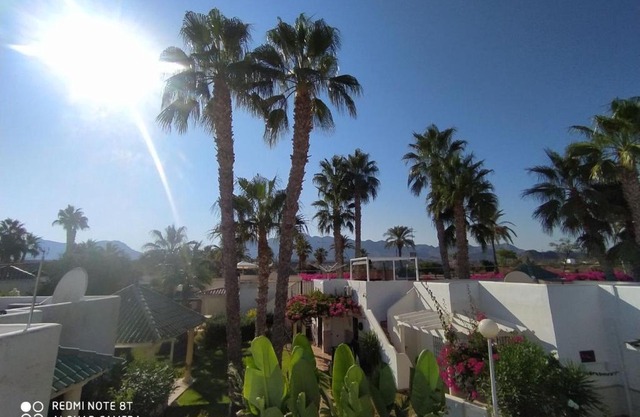 La Casa de las Tejas Verdes