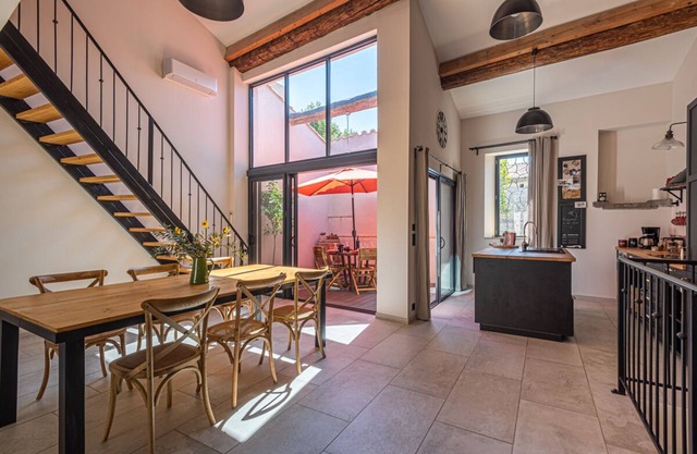 "La Cave" The charm of a holiday home in the heart of a Corbières village