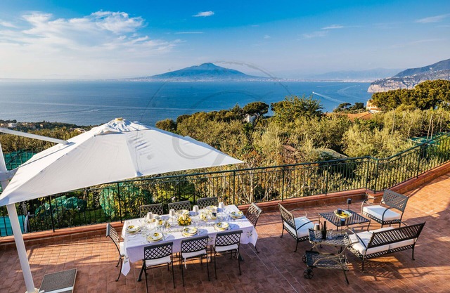 LA DIMORA DI PRIORA - Sea view Villa in Sorrento with SWIMMING POOL