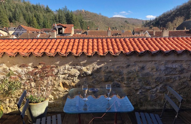 La Maison de l'Imagier - 13th-century bastide house with roof terrace