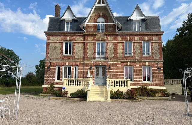 La Manoir de La Baronnie 430m² 30 pers (2x15) Reductions 20% January and February