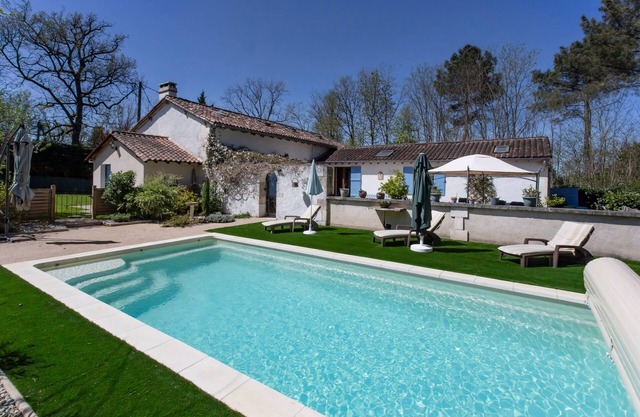 La Petite Maison d'Allemans - Piscine, Jardin