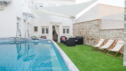 La Pluma y El Pincel