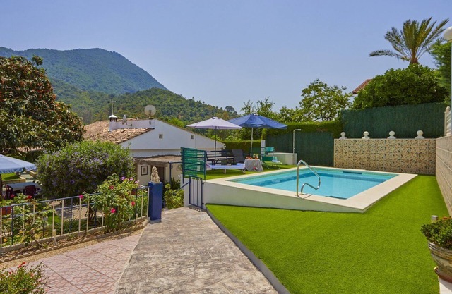 La Ponderosa El Bosque by Ruralidays