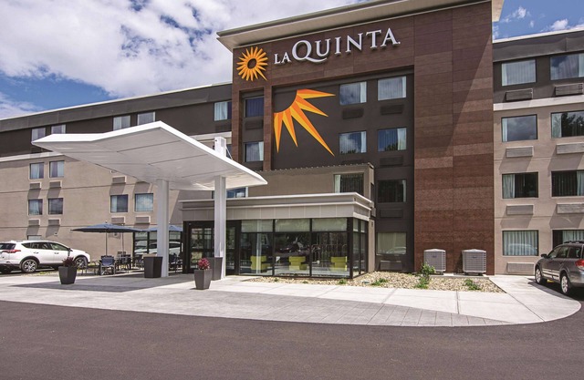 La Quinta Inn & Suites by Wyndham Portland DT/Maine Med