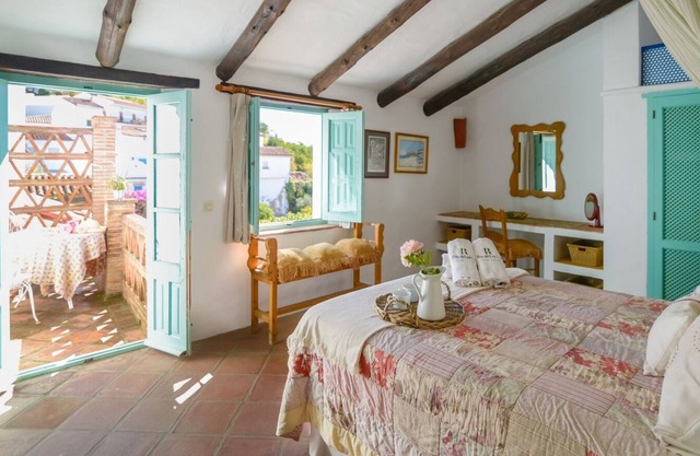 La Tinaja de Gaucín by Ruralidays