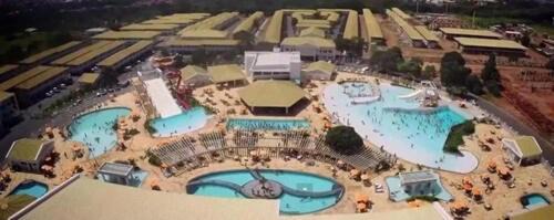 Lacqua diRoma - Melhor Parque Aquático de Caldas com Piscina de Ondas