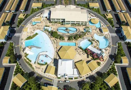 Lacqua diRoma - Piscina de Ondas Exclusiva