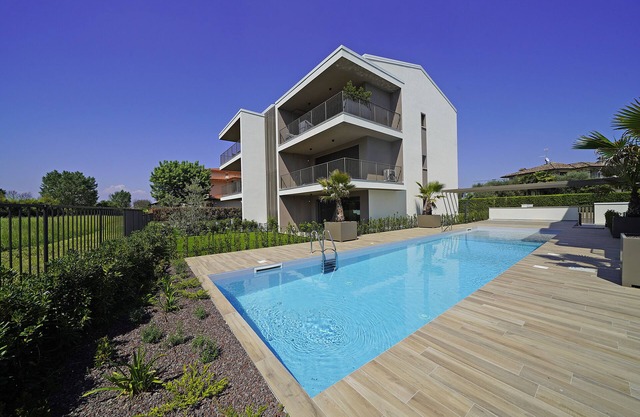 Lagolux - Two Bedroom Apartment, Sleeps 4