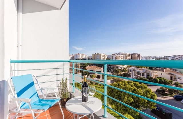 Lagos Solar apartment with roof terrace