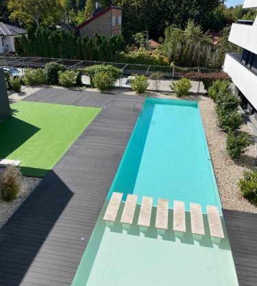 Lake and Pool Apartman Balatonszemes