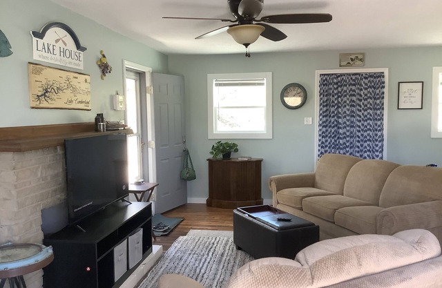 LAKE FRONT CABIN with Large Deck.