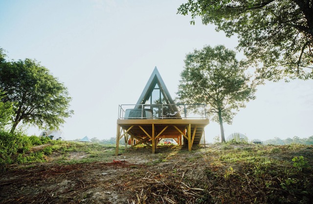 Lake Front Modern A-Frame Cabin: Hot Tub, TV, & Lake Views