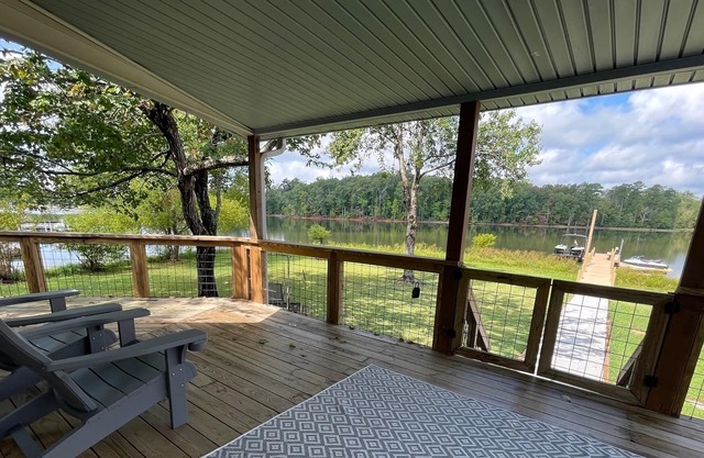 Lake front serenity w/optional pontoon rental at Aqua Octagon , Lake Murray