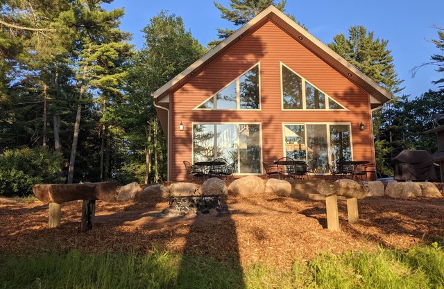 Lakefront Cabin on Pike Lake Chain w/Sunset View - ATV/Snowmobile Flambeau Trail