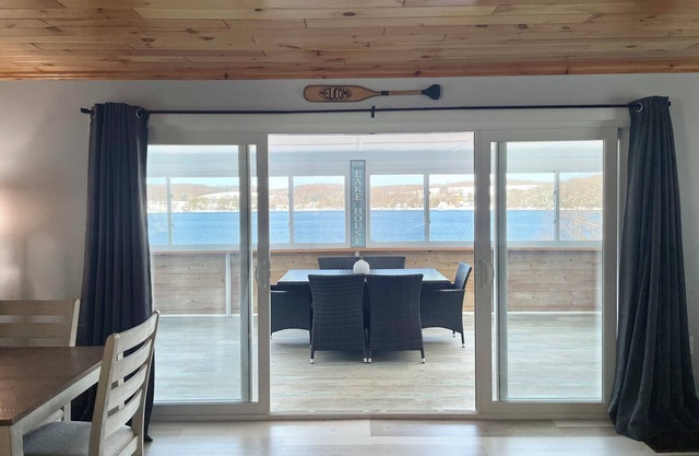 Lakefront property with gorgeous views and close to Colgate University!