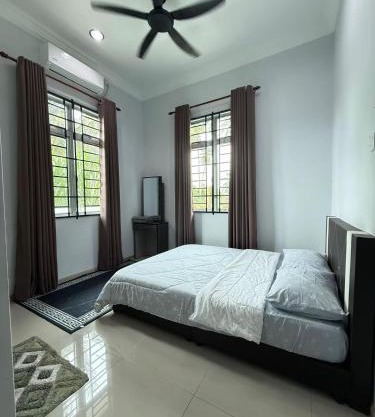 Laman Ombak Homestay Private Swimming Pool