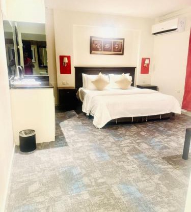 Lamas Furnished Units