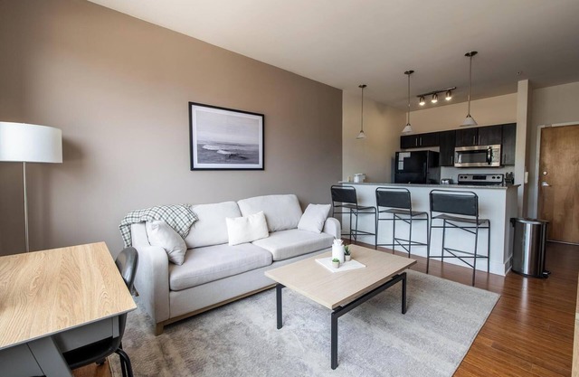 Landing | Amazing 1BD, Courtyard, Rooftop Lounge