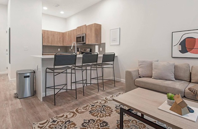 Landing | Amazing 1BD, Yoga Studio, Pool