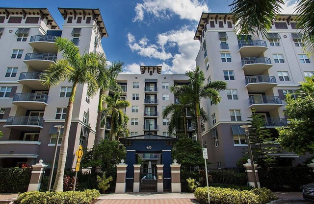 Landing at Aviah - 2 Bedrooms in Central Fort L.