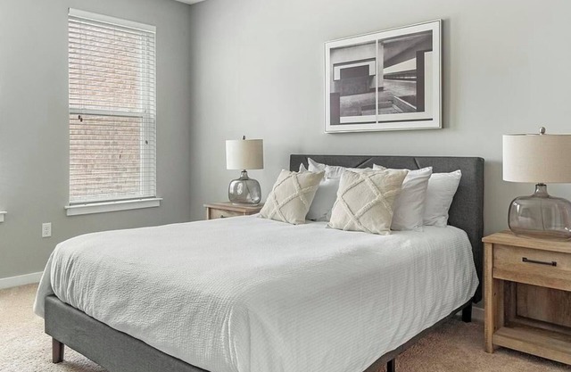 Landing at Blu on Farrington - 1 Bedroom in Woodland Acres