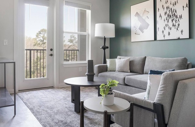 Landing at Cadence Sugar Hill - 1 Bedroom in Su.
