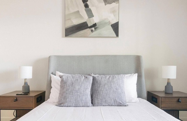 Landing at Gateway Commons - 2 Bedrooms in Elle.