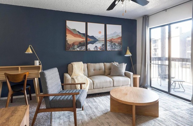 Landing at Mueller Flats - 1 Bedroom in Windsor.