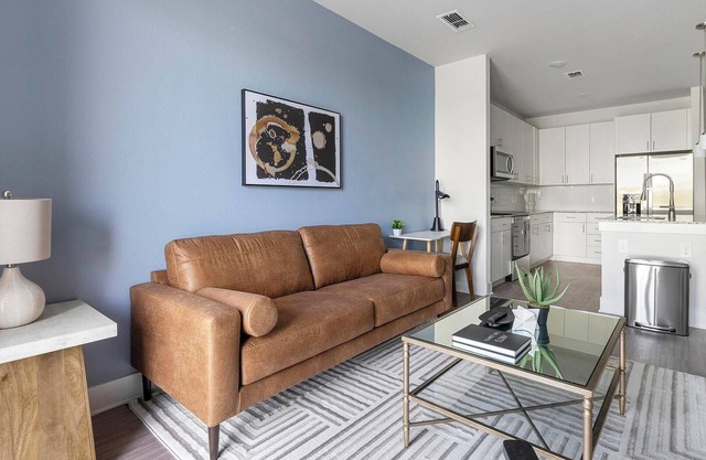 Landing | Beautiful 1BD, Gym