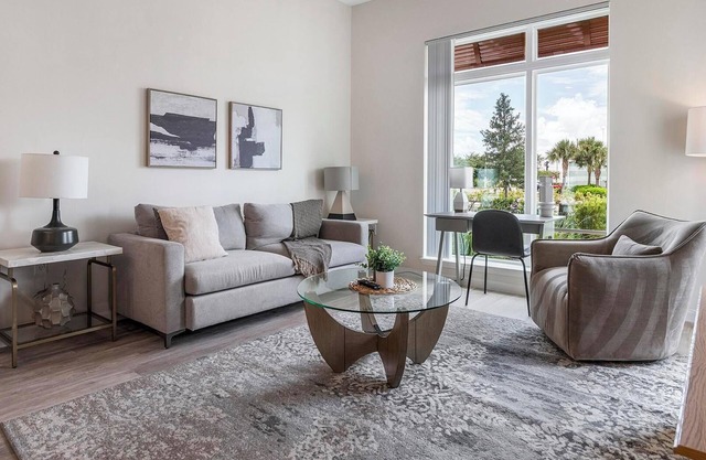 Landing | Beautiful 1BD, Pool, Gym