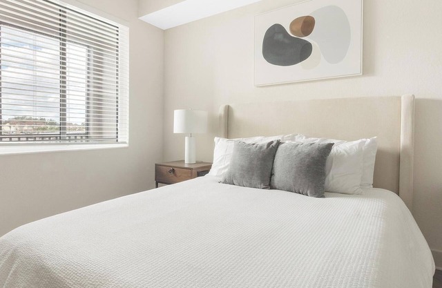 Landing | Beautiful 1BD, Yoga Studio, Gym