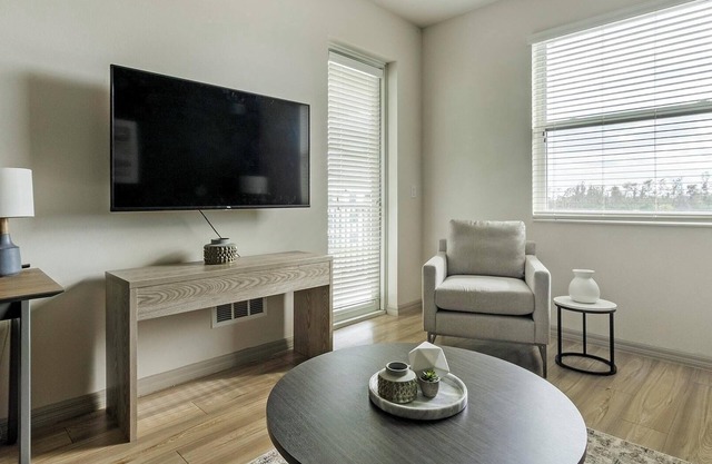 Landing | Chic 2BD, Pool, Tennis Court