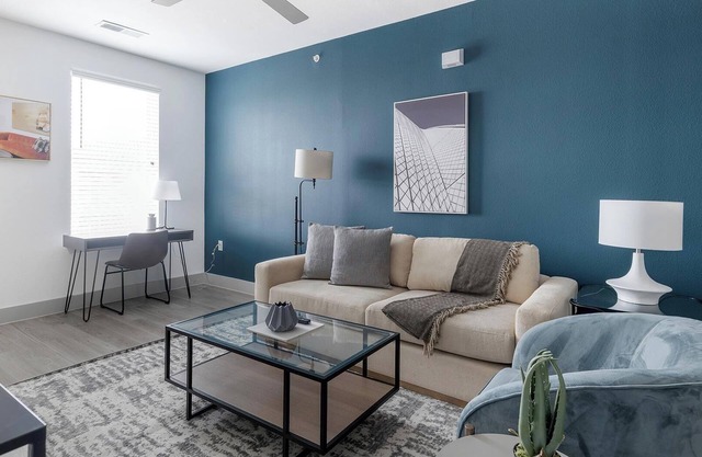 Landing | Incredible 1BD, Gym, Pool