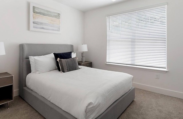 Landing | Incredible 2BD, Gym, Pool