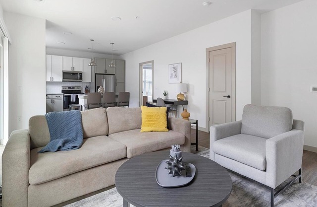 Landing | Spectacular 2BD, Pool, Gym