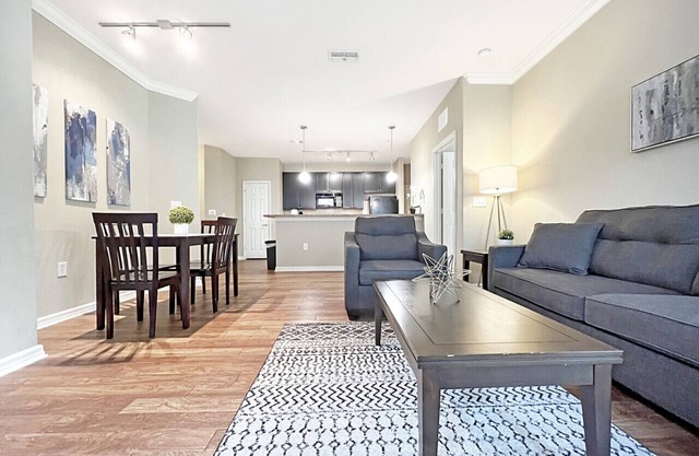 Lantower Cypress Creek #8-105 [CORE]