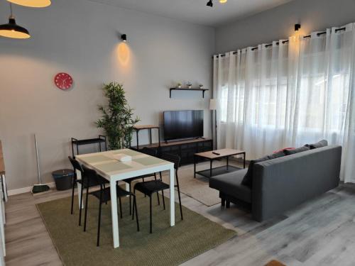 Lar de Yago - Apto Barreiros A