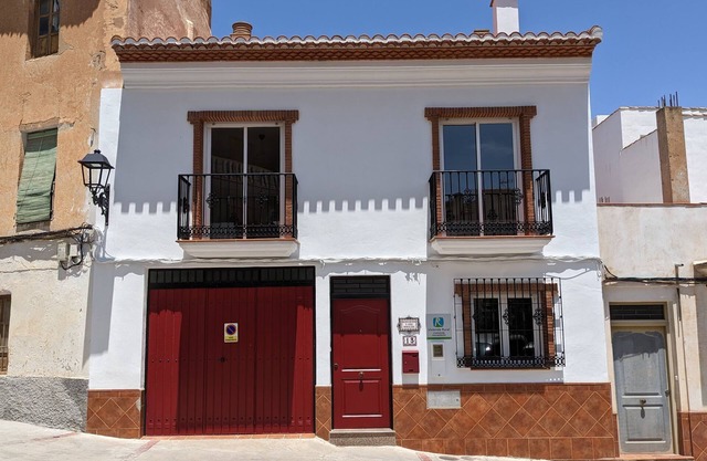 Large 6-bedroom vacation home near the coast, Granada and SierraNevada