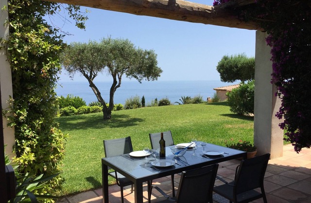 Large apartment with outstanding sea view