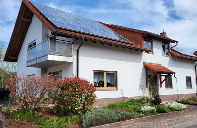 Large comfort apartment (1,377 sq feet)