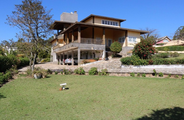 Large home in gated community for family reunion, friends or season