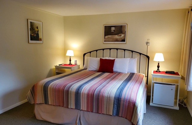 Large King Room