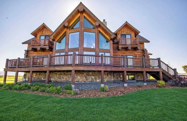 Large Log Home with Hot Tub and Teton Views!