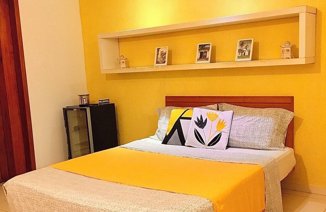 LARGE PRIVATE SUITE WITH BALCONY AND CLOSE TO THE HISTORIC CENTER. PET FRIENDLY