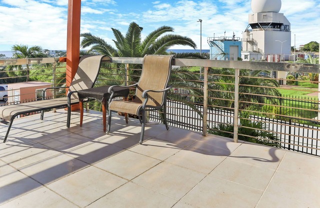 Large studio with terrace and separate bedroom